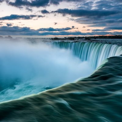 Tog fra New York til Niagara Falls Bilferie fra Toronto - Eastern Canada Explorer Reise til Toronto med stopp på Island Amerikaspesialisten, nordmannsreiser, cruisereiser